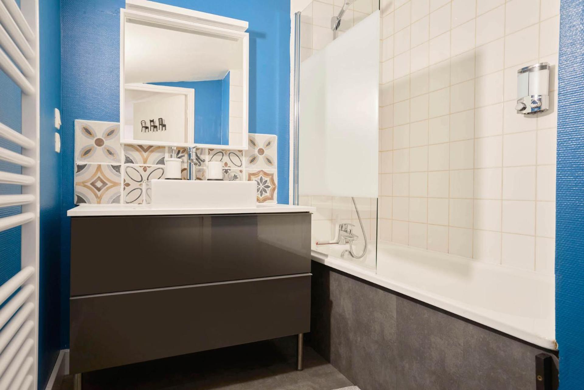 Locationstourcoing - Le Colbert Appartement Buitenkant foto